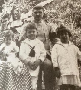 La famiglia Manzi a Oggebbio nella primavera 1918