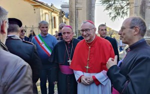 Il cardinal Parolin arriva al Sacro Monte