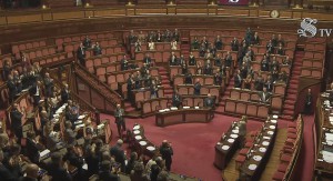 L'applauso bipartisan al Senato